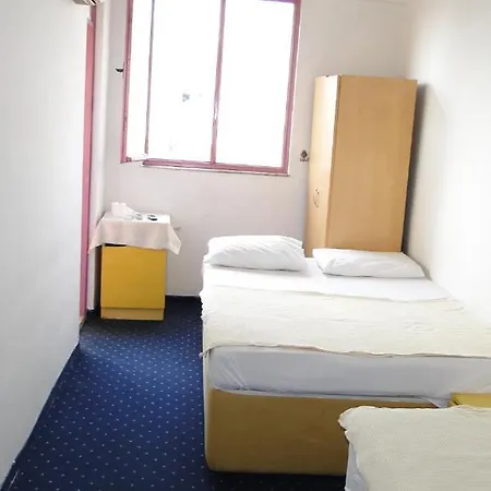 Sunrise Hotel *